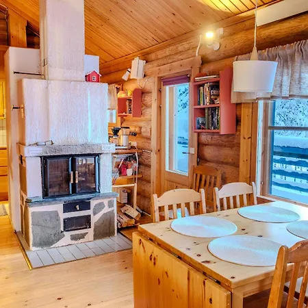 Pyhaenaekyy D - With A View To The Slopes Alpstuga *