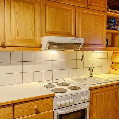 Pyhaenaekyy D - With A View To The Slopes *