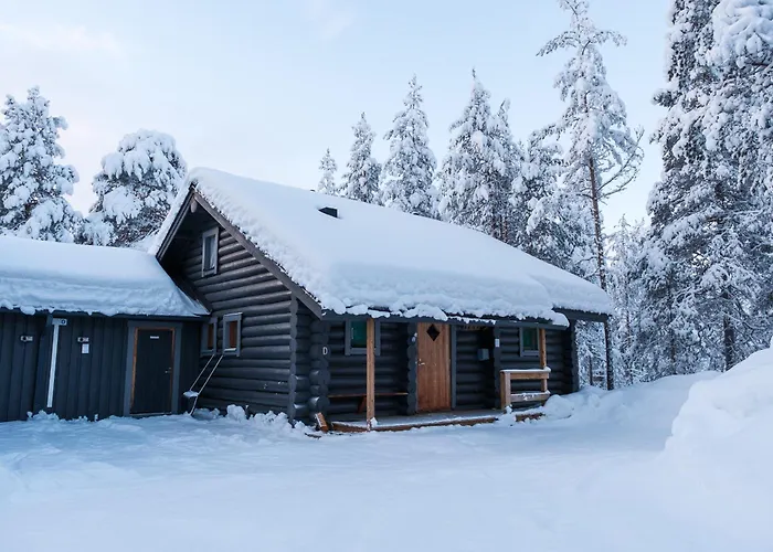 Pyhaenaekyy D - With A View To The Slopes *