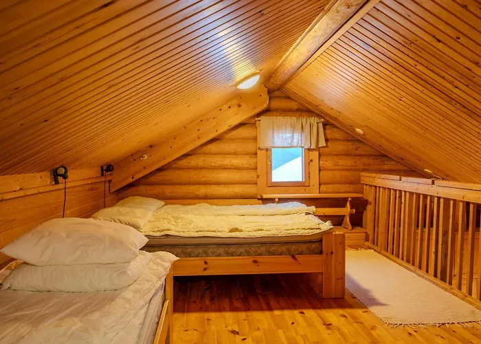 샬레 Pyhaenaekyy D - With A View To The Slopes